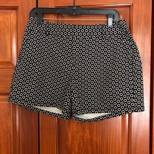 Elle Black and White Patterned High Waist Shorts